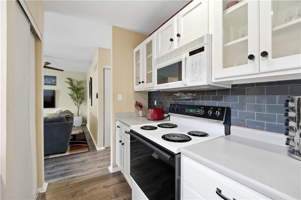 10991 Gillette Street — photo 19