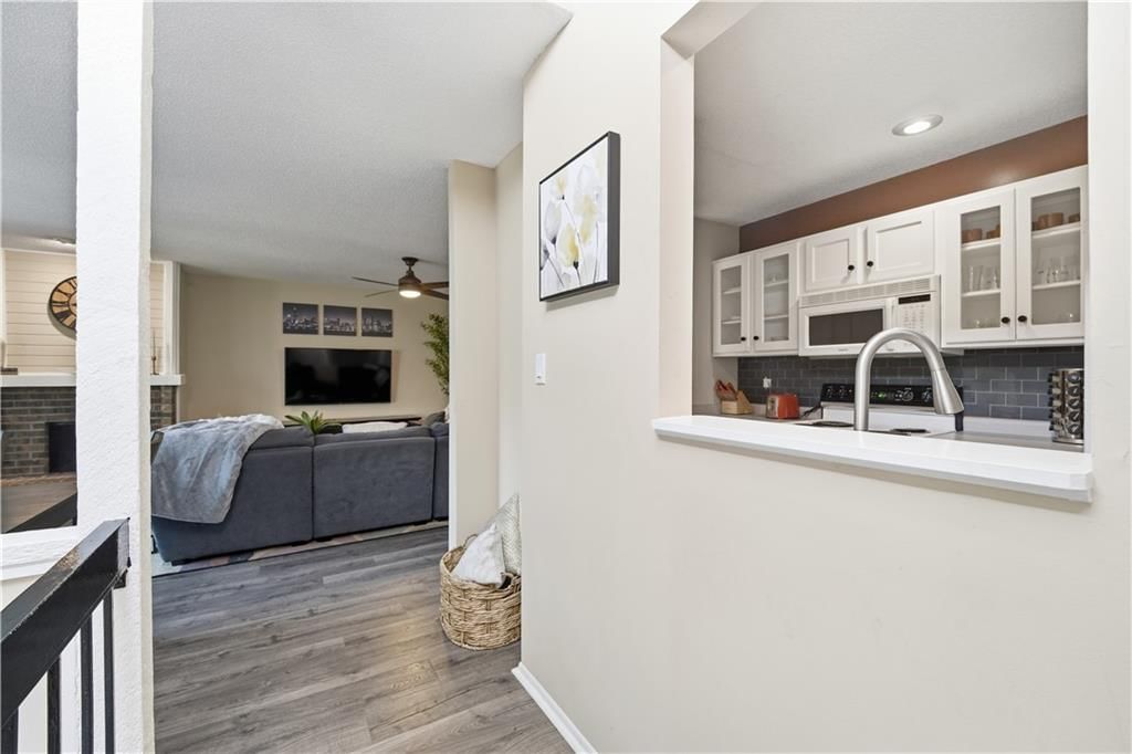 10991 Gillette Street — photo 22