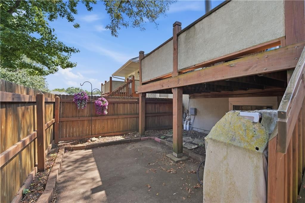 10991 Gillette Street — photo 27
