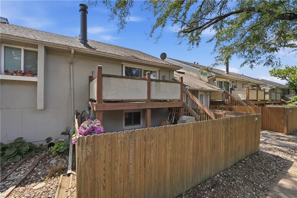 10991 Gillette Street — photo 30