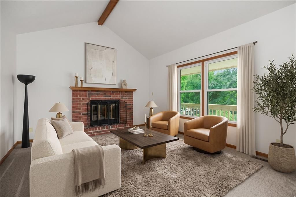 449 Hithergreen Drive — photo 4