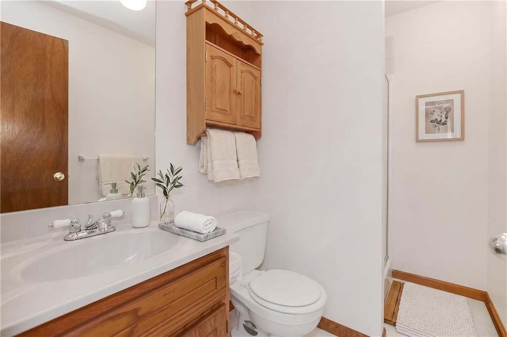 449 Hithergreen Drive — photo 15