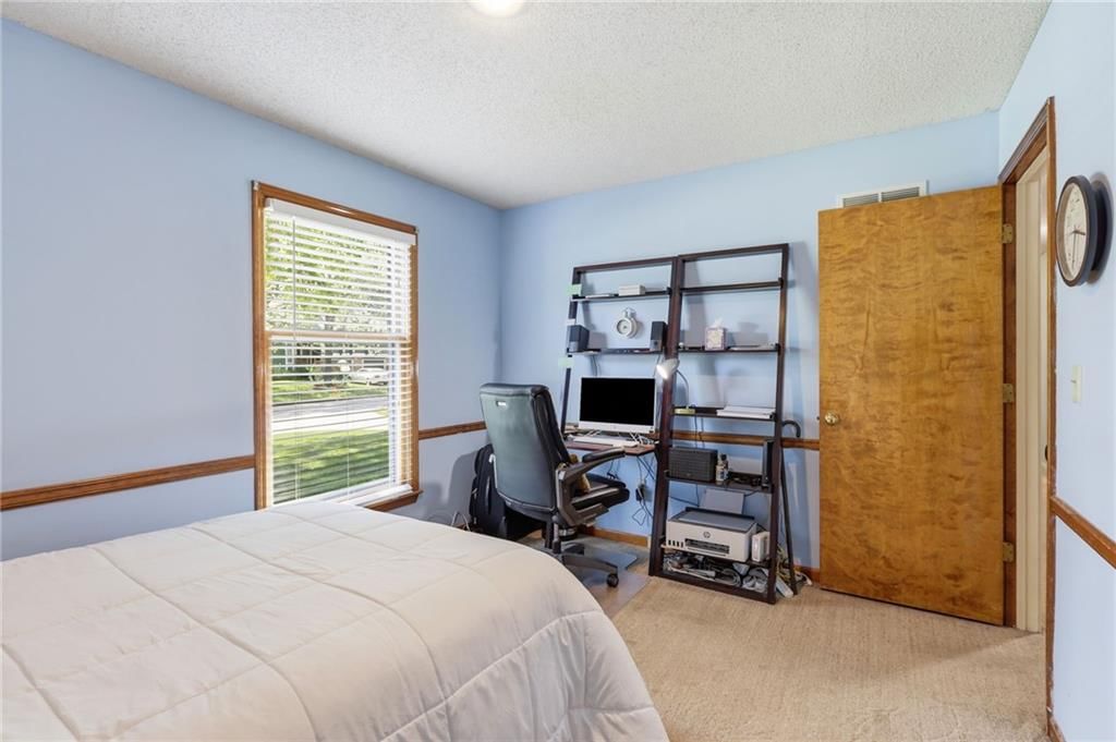 15295 Newton Drive — photo 25