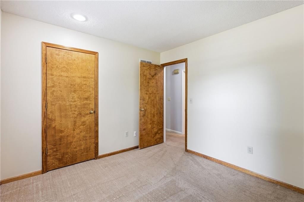 15295 Newton Drive — photo 28