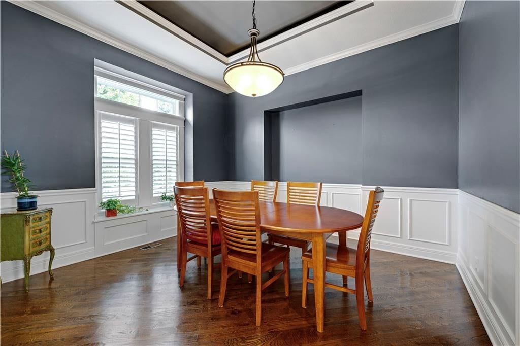 15704 Bond Street — photo 7