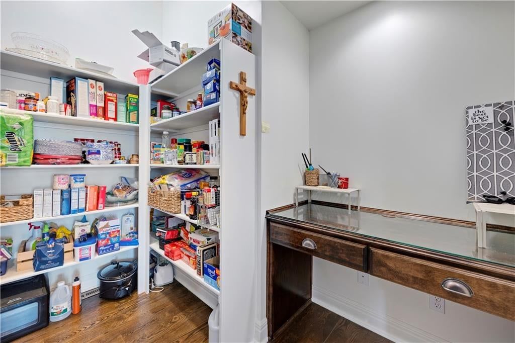 15704 Bond Street — photo 9