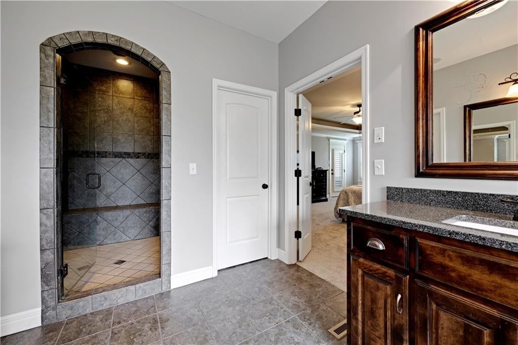 15704 Bond Street — photo 23