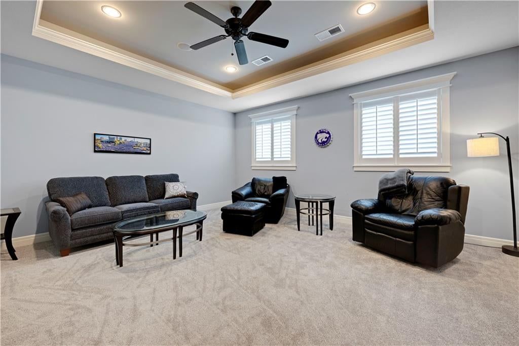 15704 Bond Street — photo 29