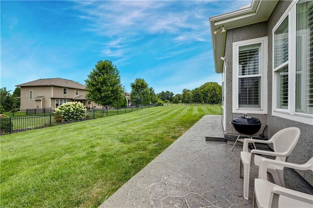 15704 Bond Street — photo 46