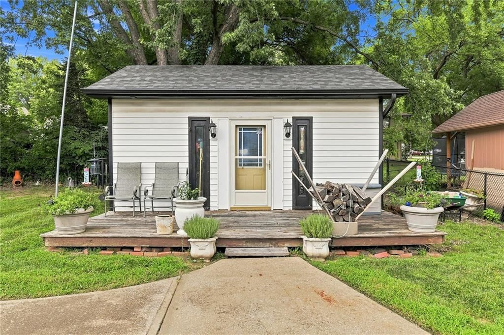 14104 W 63rd Street — photo 37