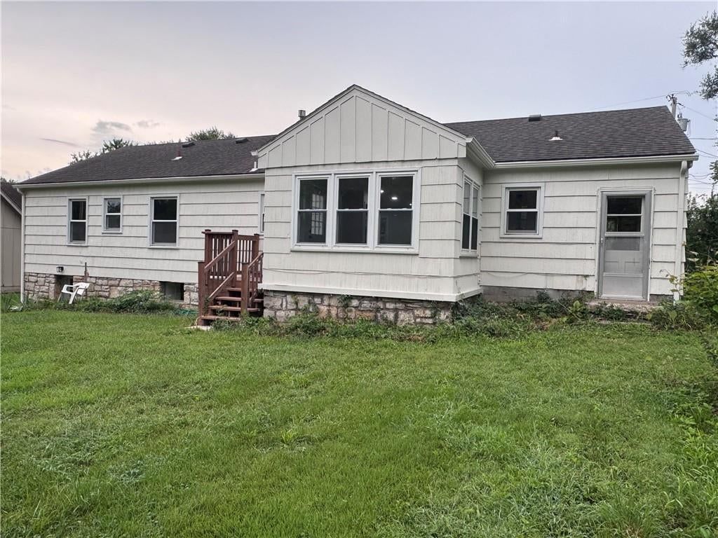 Photo 25 of 29 - 6437 Craig Street, Merriam, KS 66202
