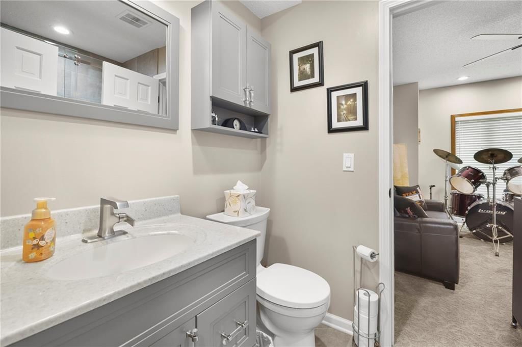 32435 W 91st Street — photo 29