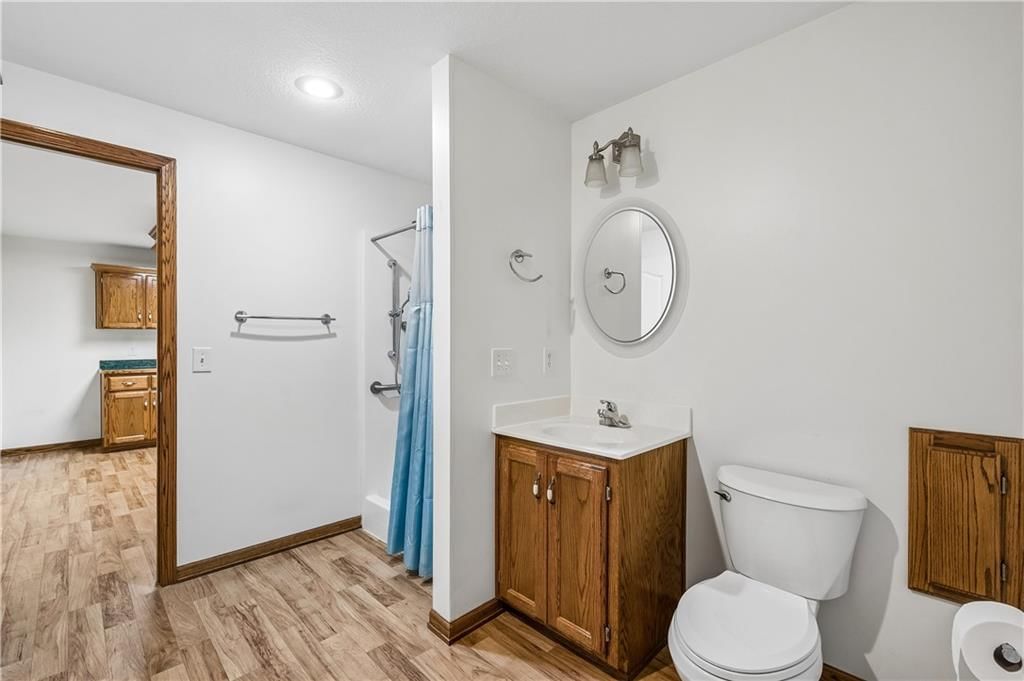 Photo 30 of 37 - 1707 Lynn Road, Excelsior Springs, MO 64024