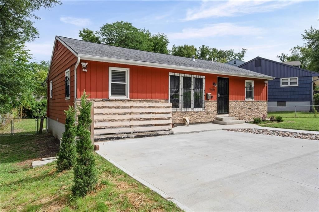7101 Monroe Avenue — photo 3