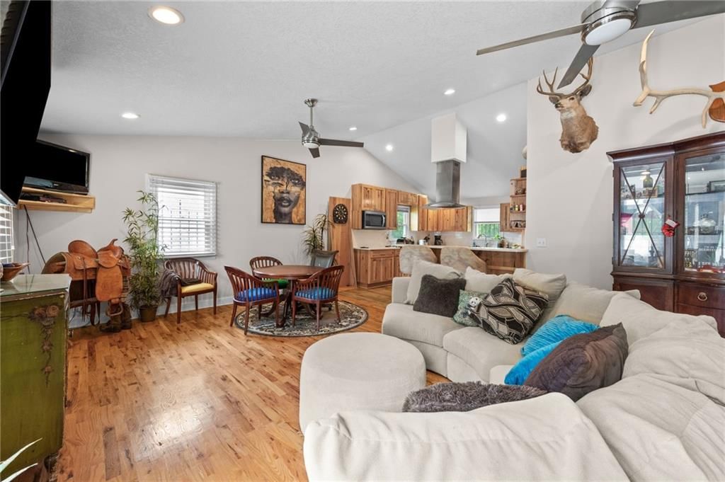 7101 Monroe Avenue — photo 5