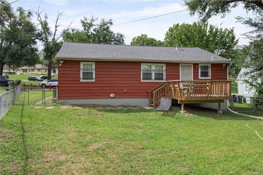 7101 Monroe Avenue — photo 22