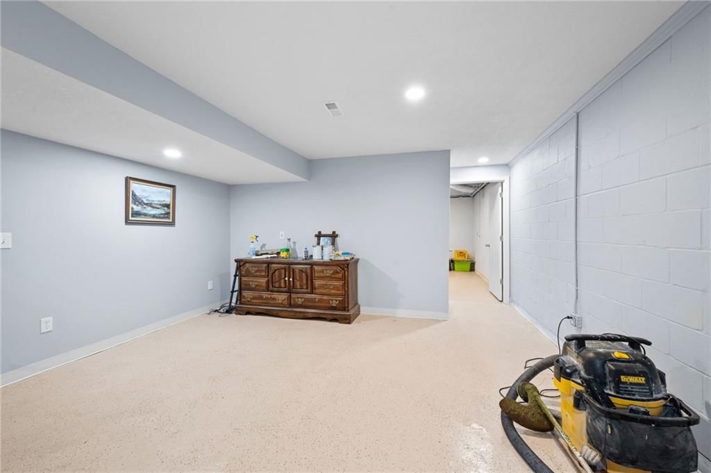 7101 Monroe Avenue — photo 27
