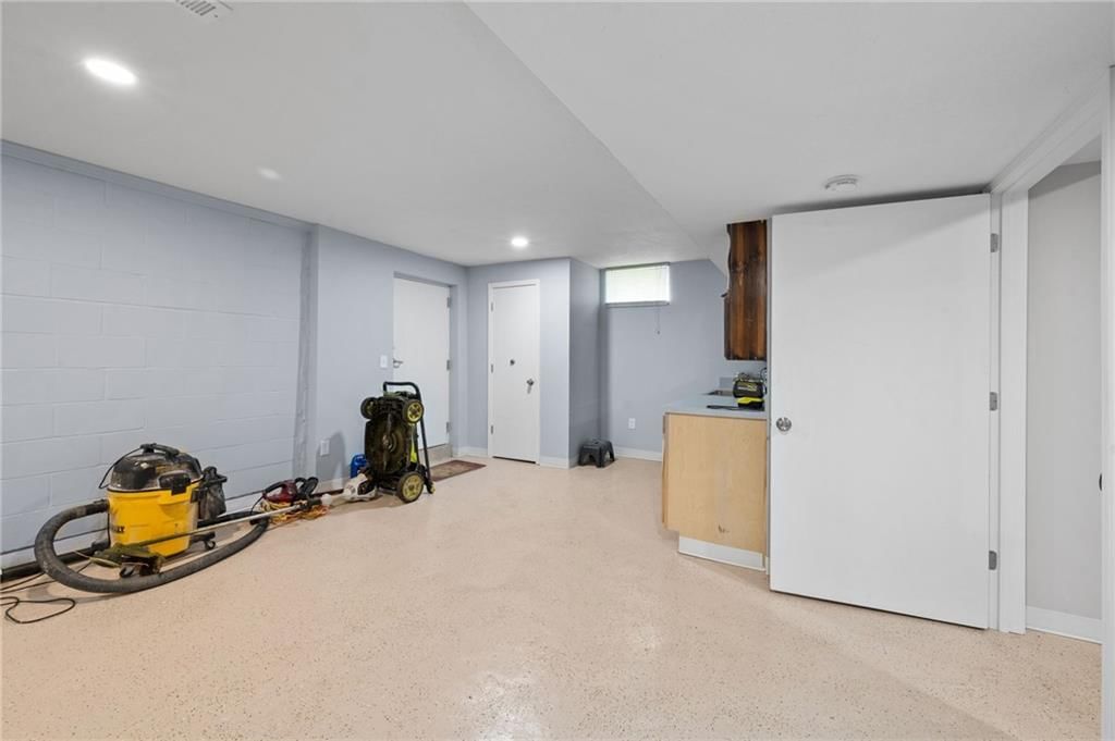 7101 Monroe Avenue — photo 28