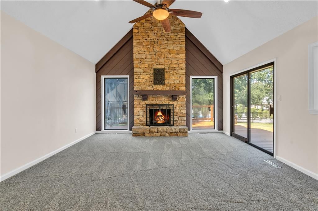 4377 SW BREEZY POINT Lane — photo 8
