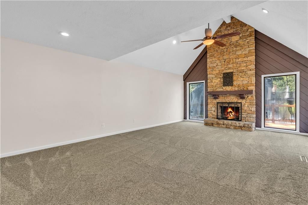 4377 SW BREEZY POINT Lane — photo 9