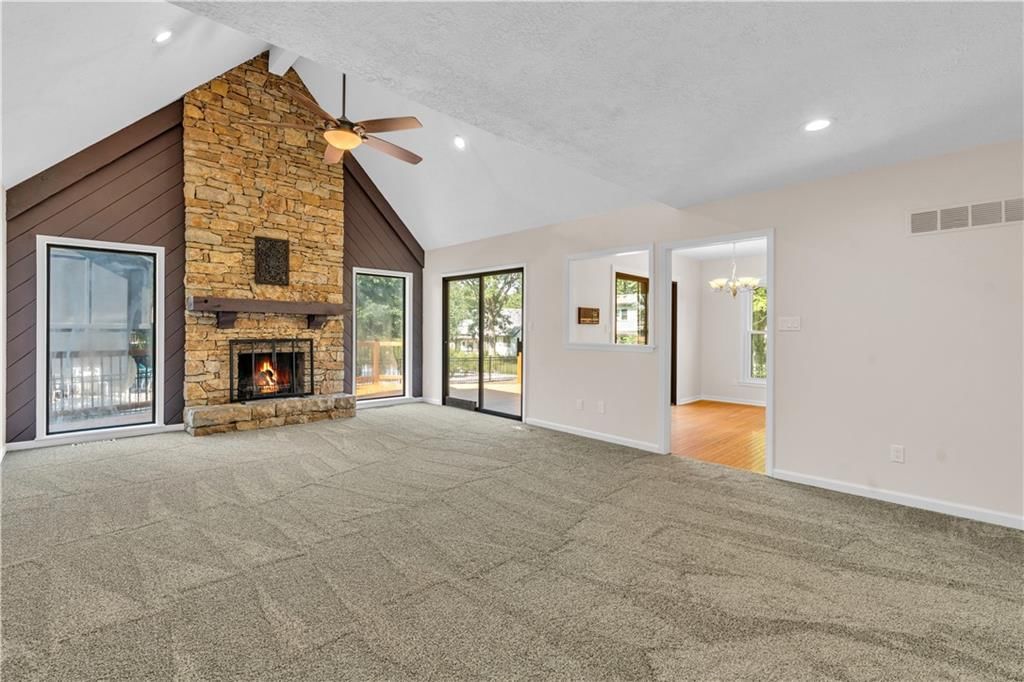 4377 SW BREEZY POINT Lane — photo 10