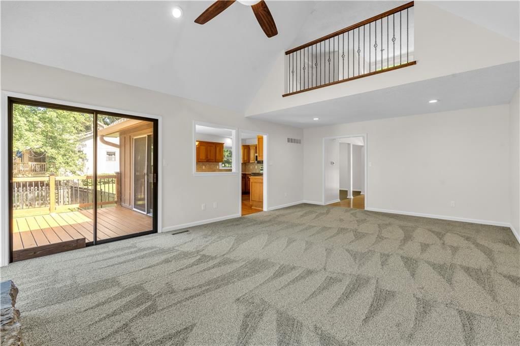 4377 SW BREEZY POINT Lane — photo 11