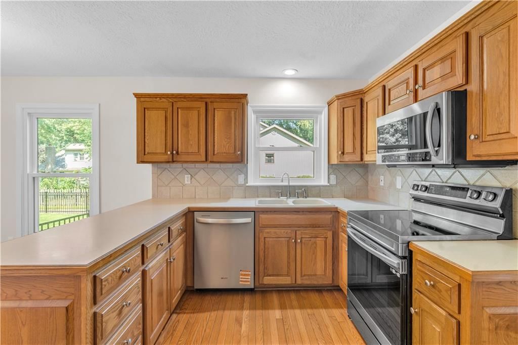 4377 SW BREEZY POINT Lane — photo 14