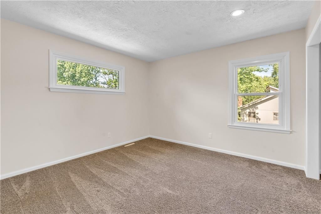 4377 SW BREEZY POINT Lane — photo 24