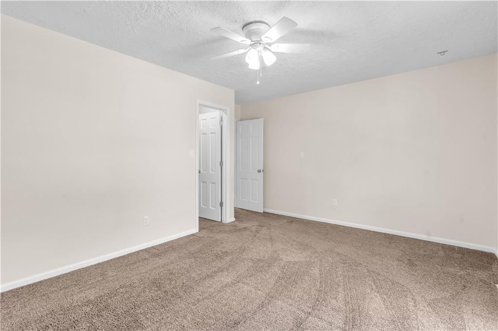 4377 SW BREEZY POINT Lane — photo 25