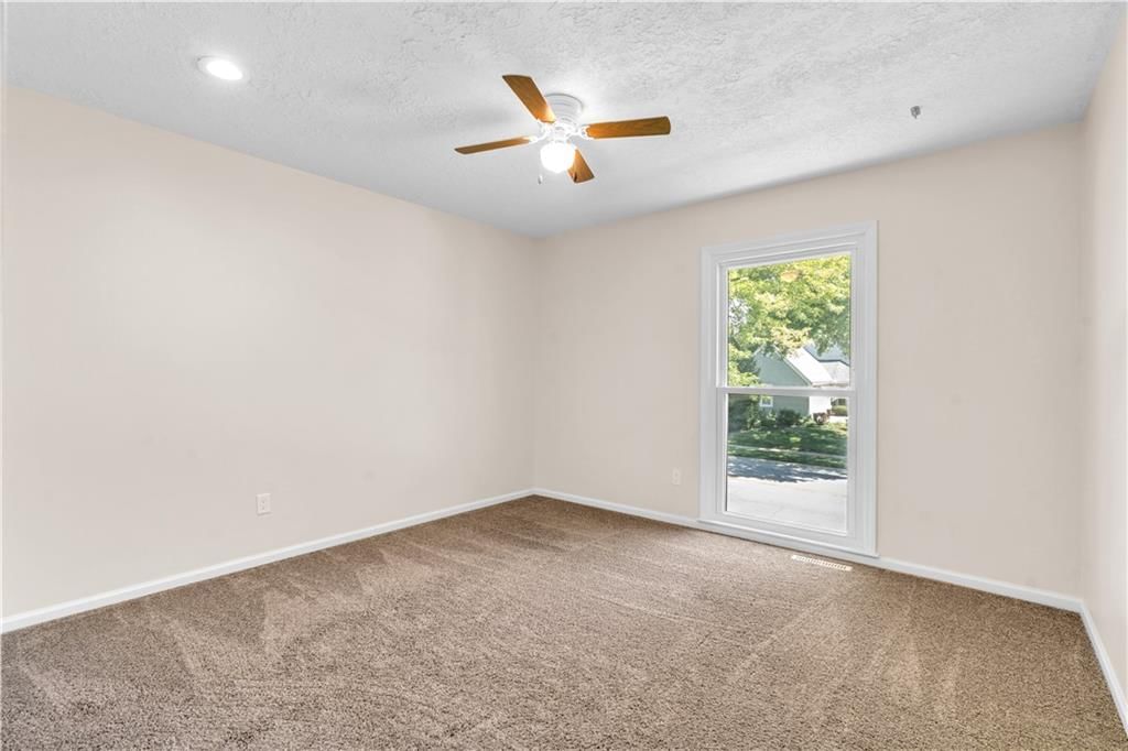 4377 SW BREEZY POINT Lane — photo 27