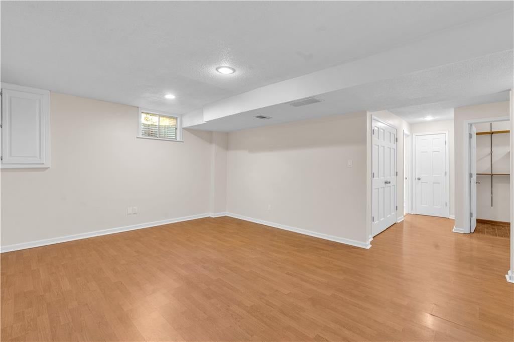 4377 SW BREEZY POINT Lane — photo 31