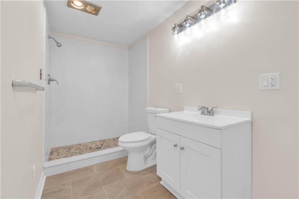 4377 SW BREEZY POINT Lane — photo 35