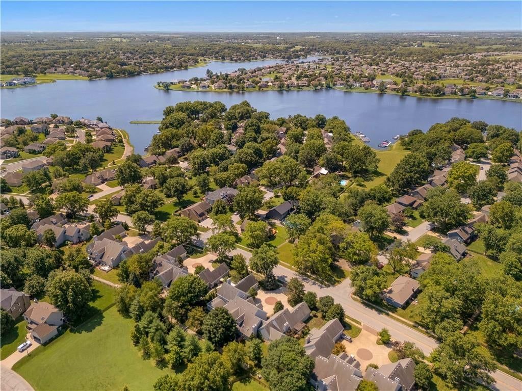 4377 SW BREEZY POINT Lane — photo 46