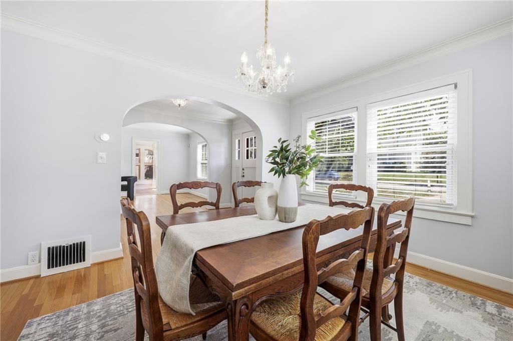 1020 W 71st Terrace — photo 10