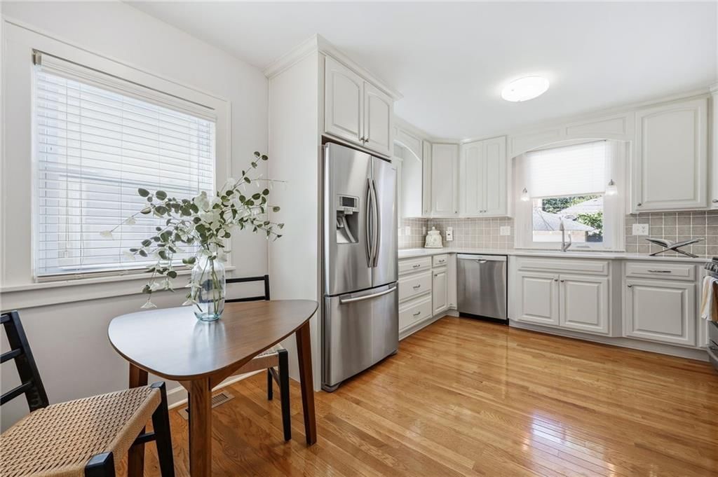 1020 W 71st Terrace — photo 12