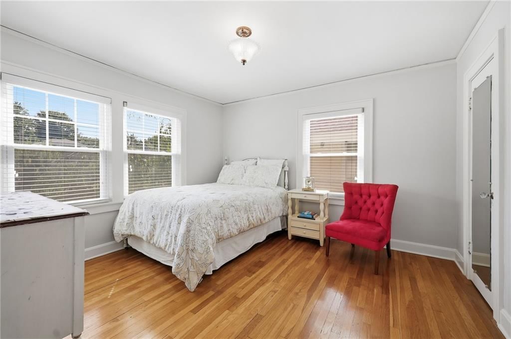 1020 W 71st Terrace — photo 34