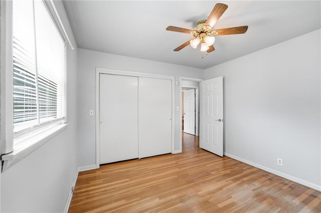 Photo 27 of 59 - 605 W 96th Street, Kansas City, MO 64114