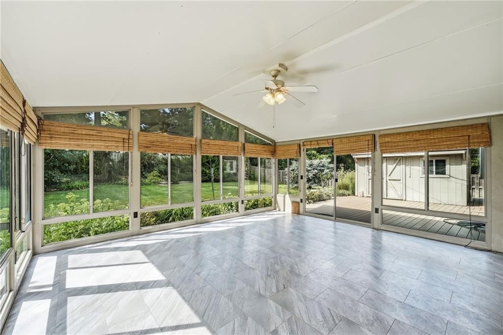 Photo 32 of 59 - 605 W 96th Street, Kansas City, MO 64114