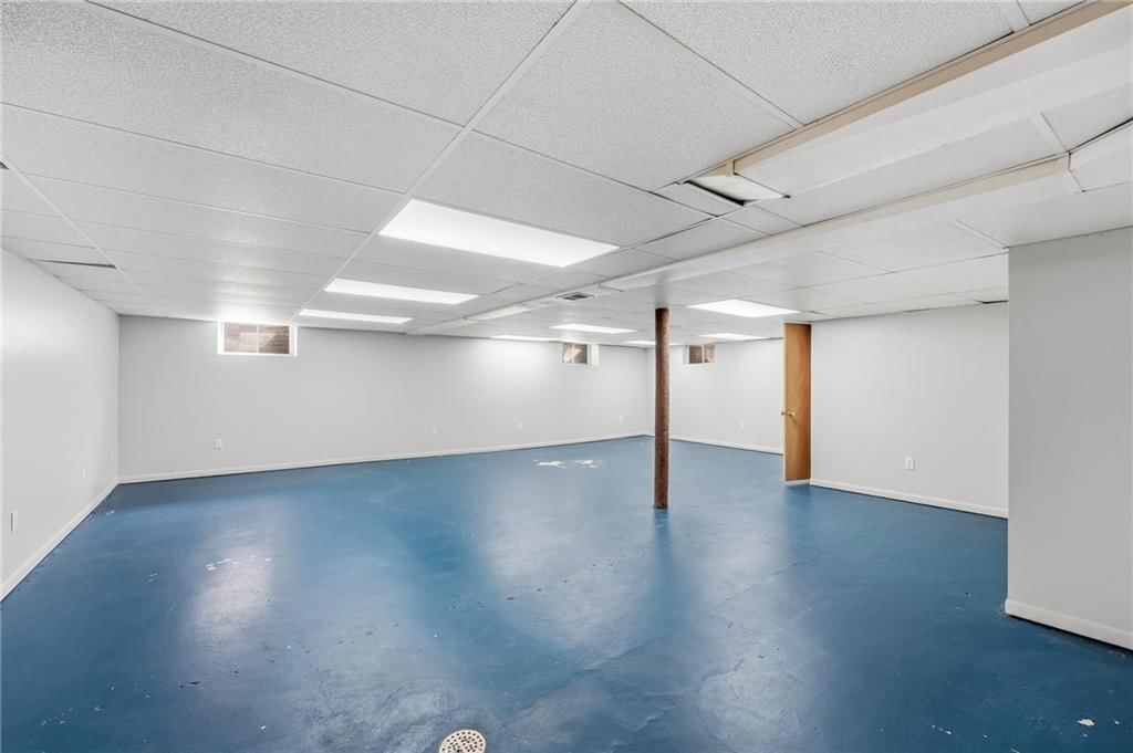 Photo 43 of 59 - 605 W 96th Street, Kansas City, MO 64114