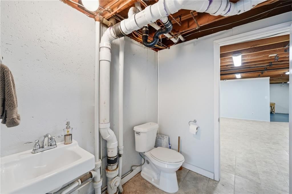 Photo 45 of 59 - 605 W 96th Street, Kansas City, MO 64114