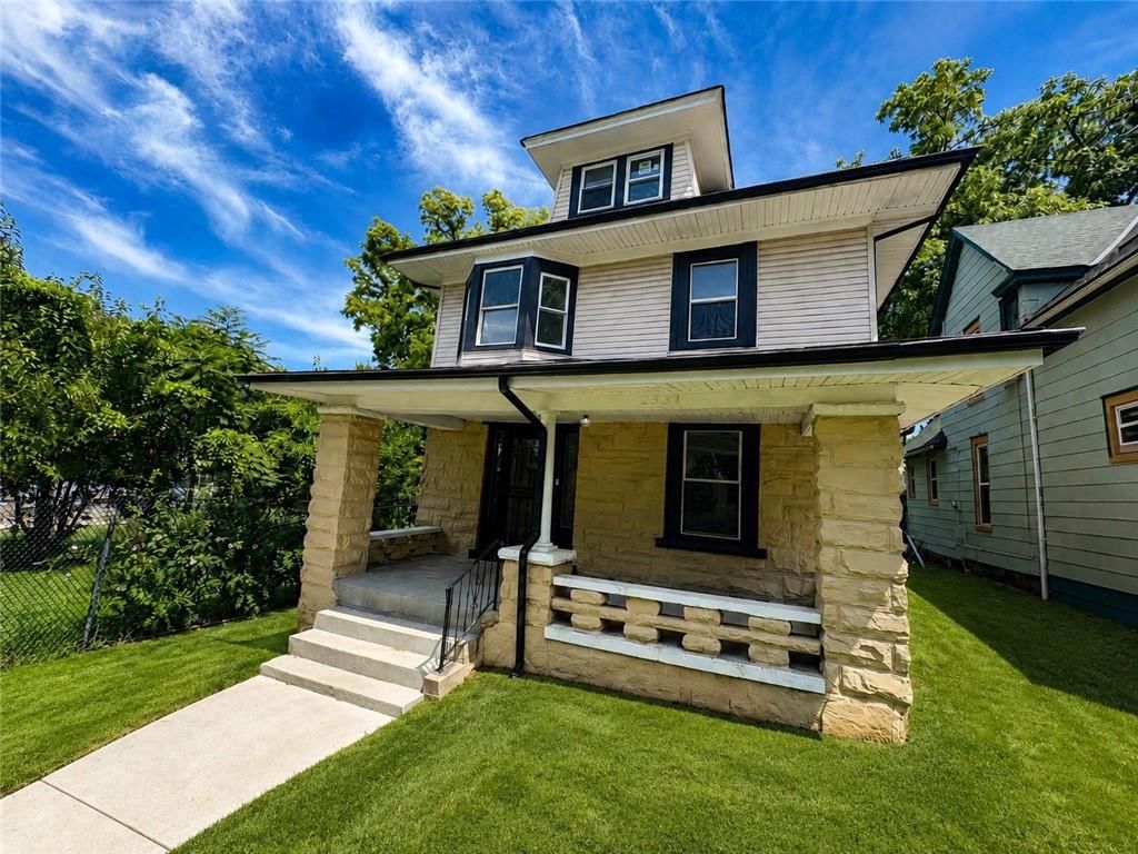 2531 Olive Street — photo 1