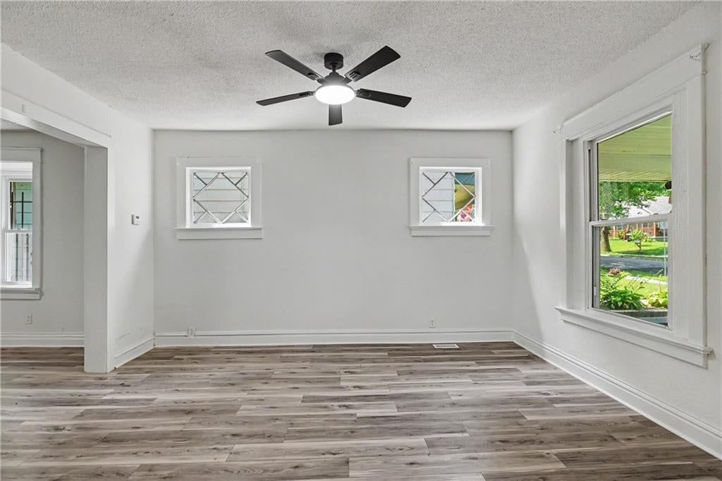 2531 Olive Street — photo 12