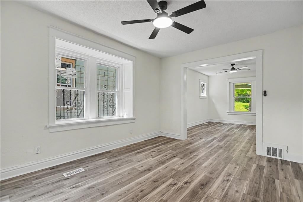 2531 Olive Street — photo 17