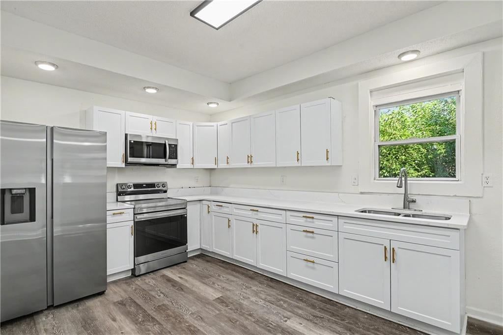2531 Olive Street — photo 18
