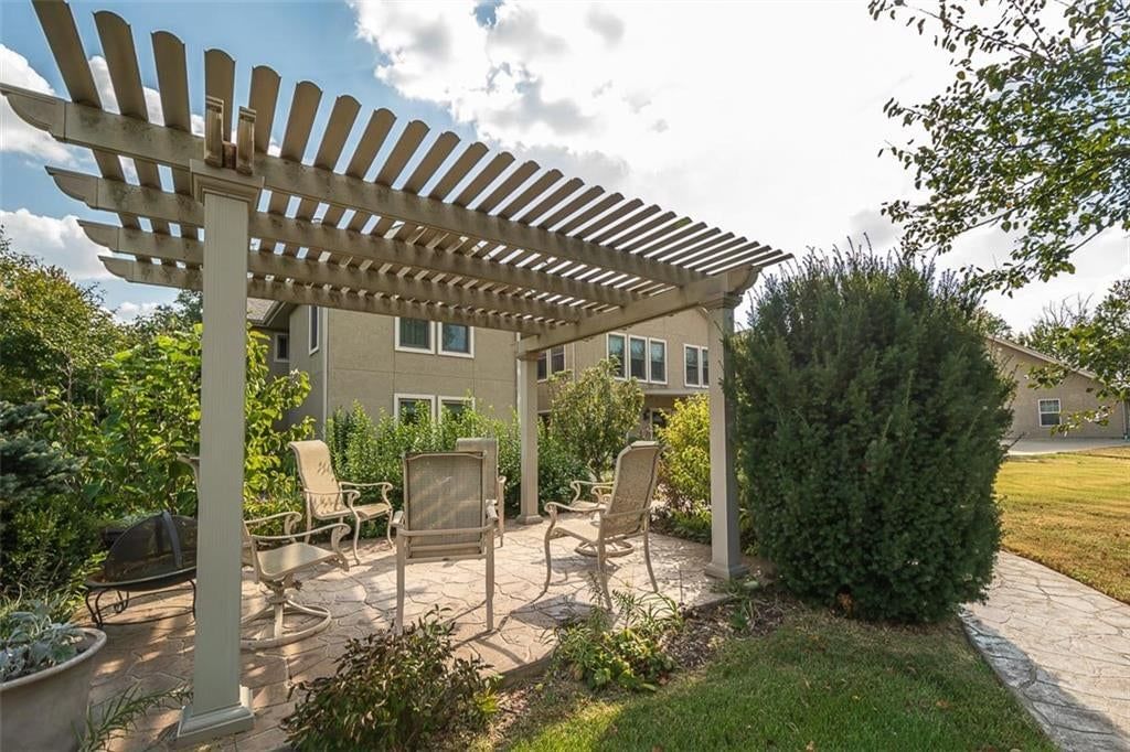 2152 N 700 Road — photo 21