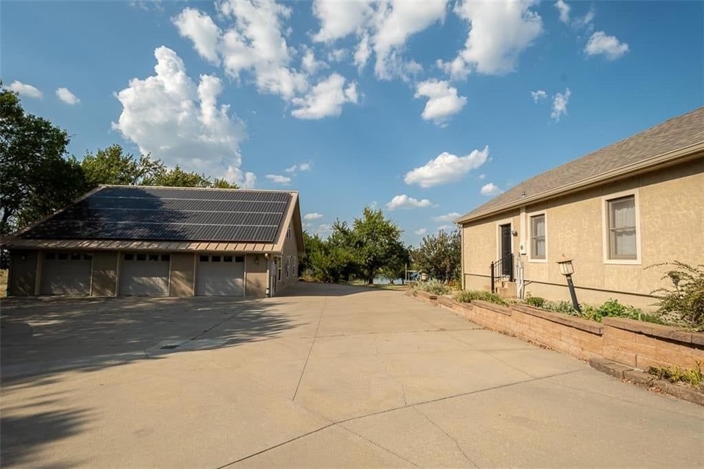 2152 N 700 Road — photo 46