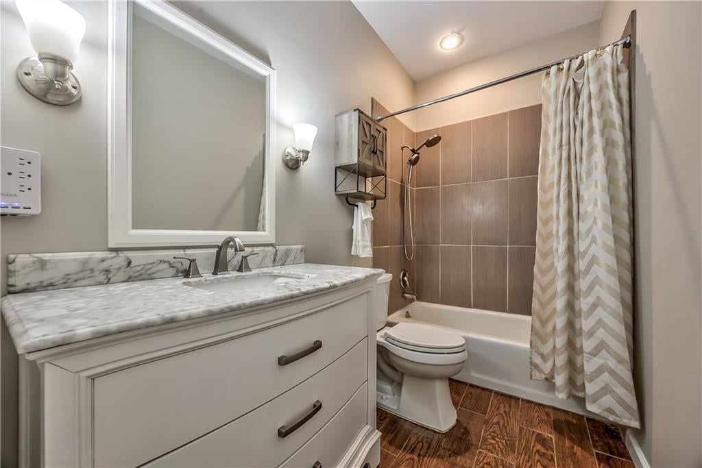 443 W 104 Street — photo 18