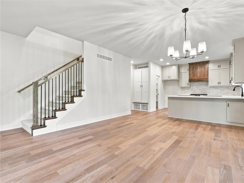 13522 Oakridge Drive — photo 7