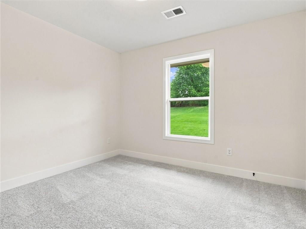 13522 Oakridge Drive — photo 32