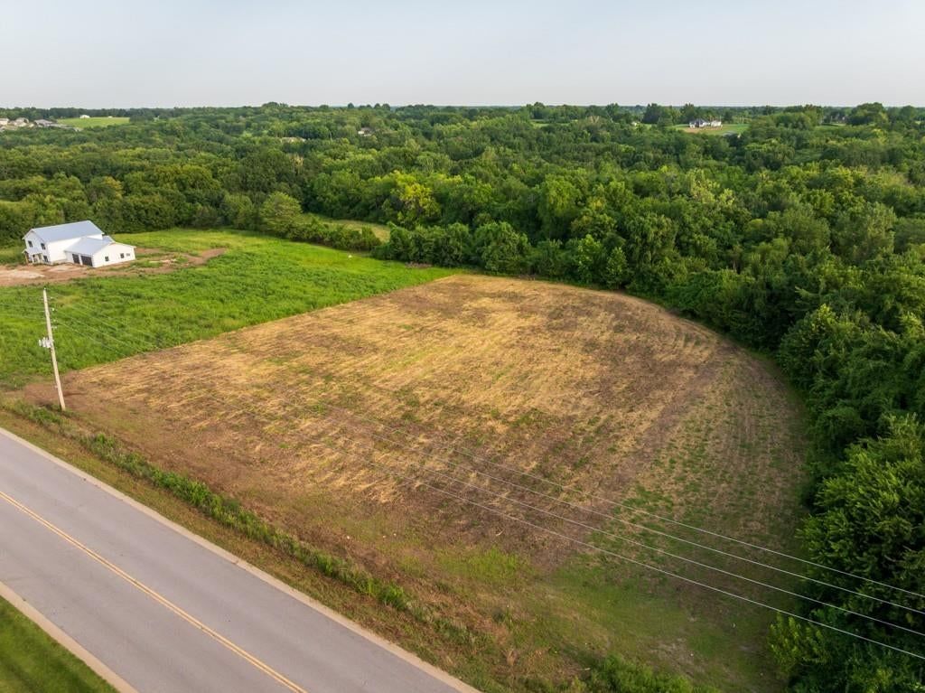 30805 W Ryan Road — photo 1